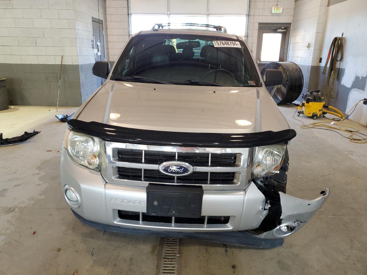 2011 Ford Escape Xlt - Фото 5