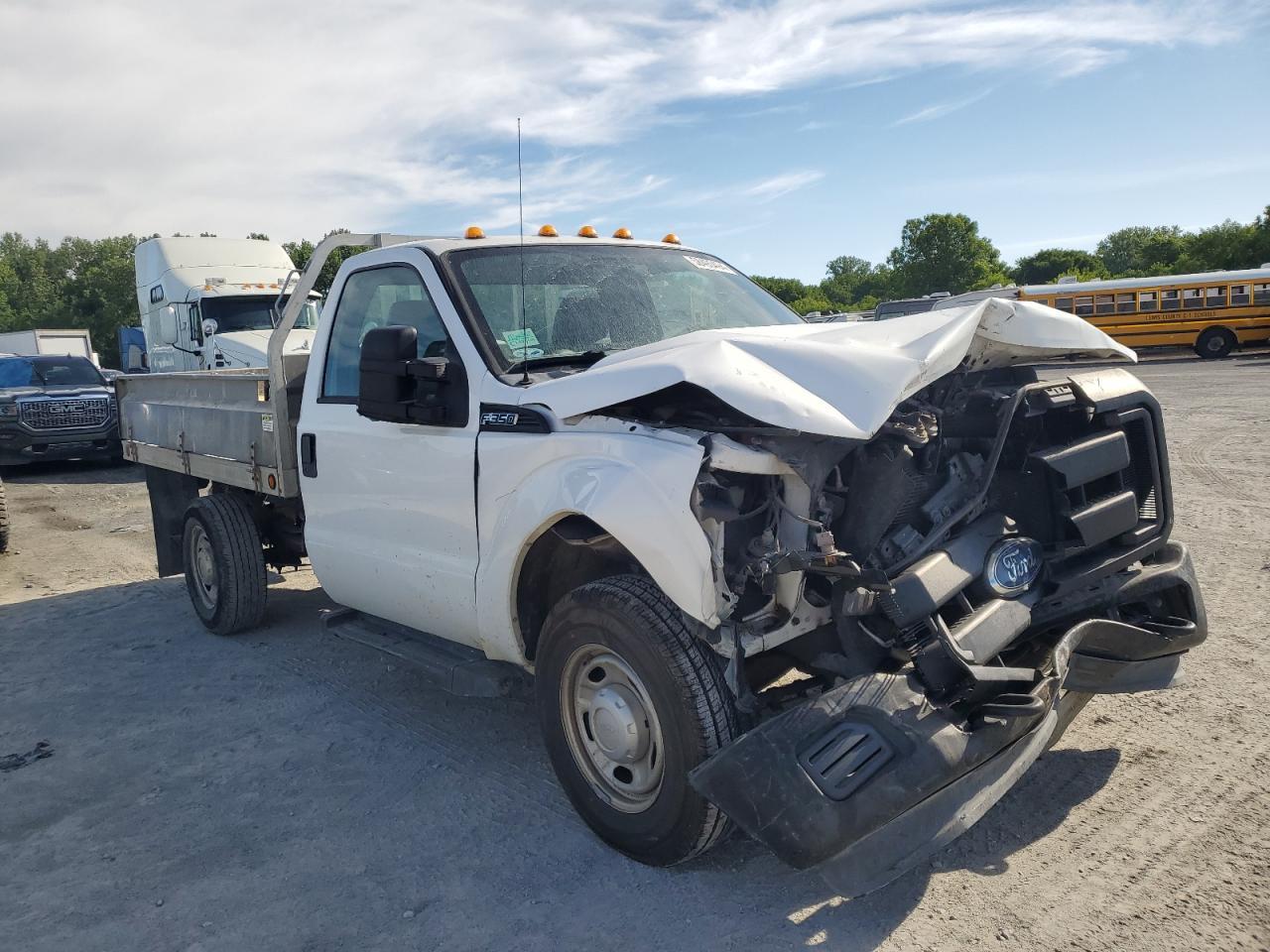 2011 Ford F350 Super Duty - Фото 4