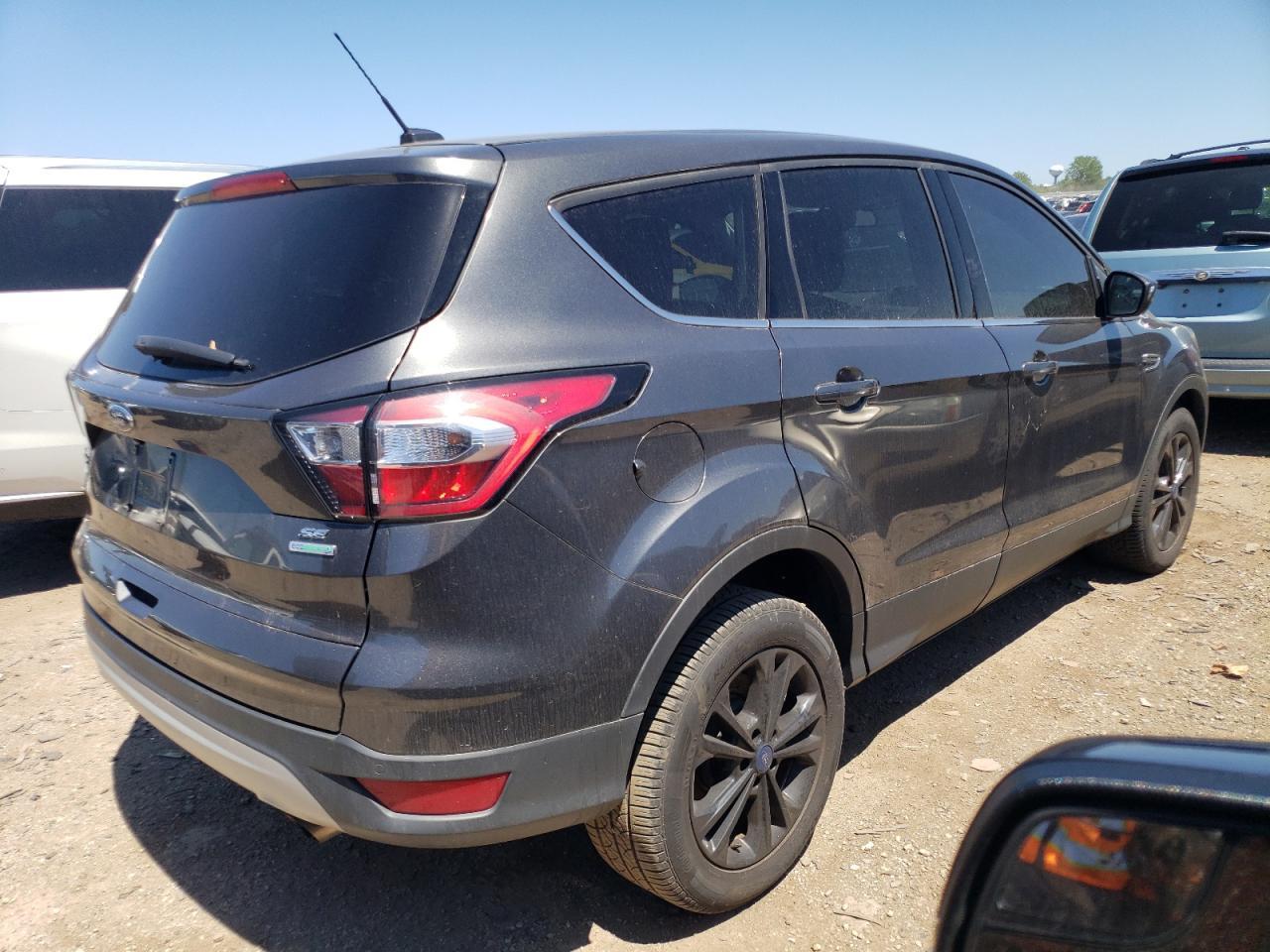 2017 Ford Escape Se - Фото 3