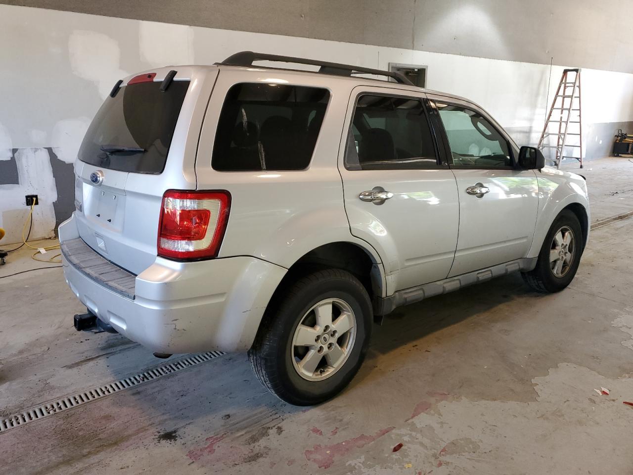 2011 Ford Escape Xlt - Фото 3