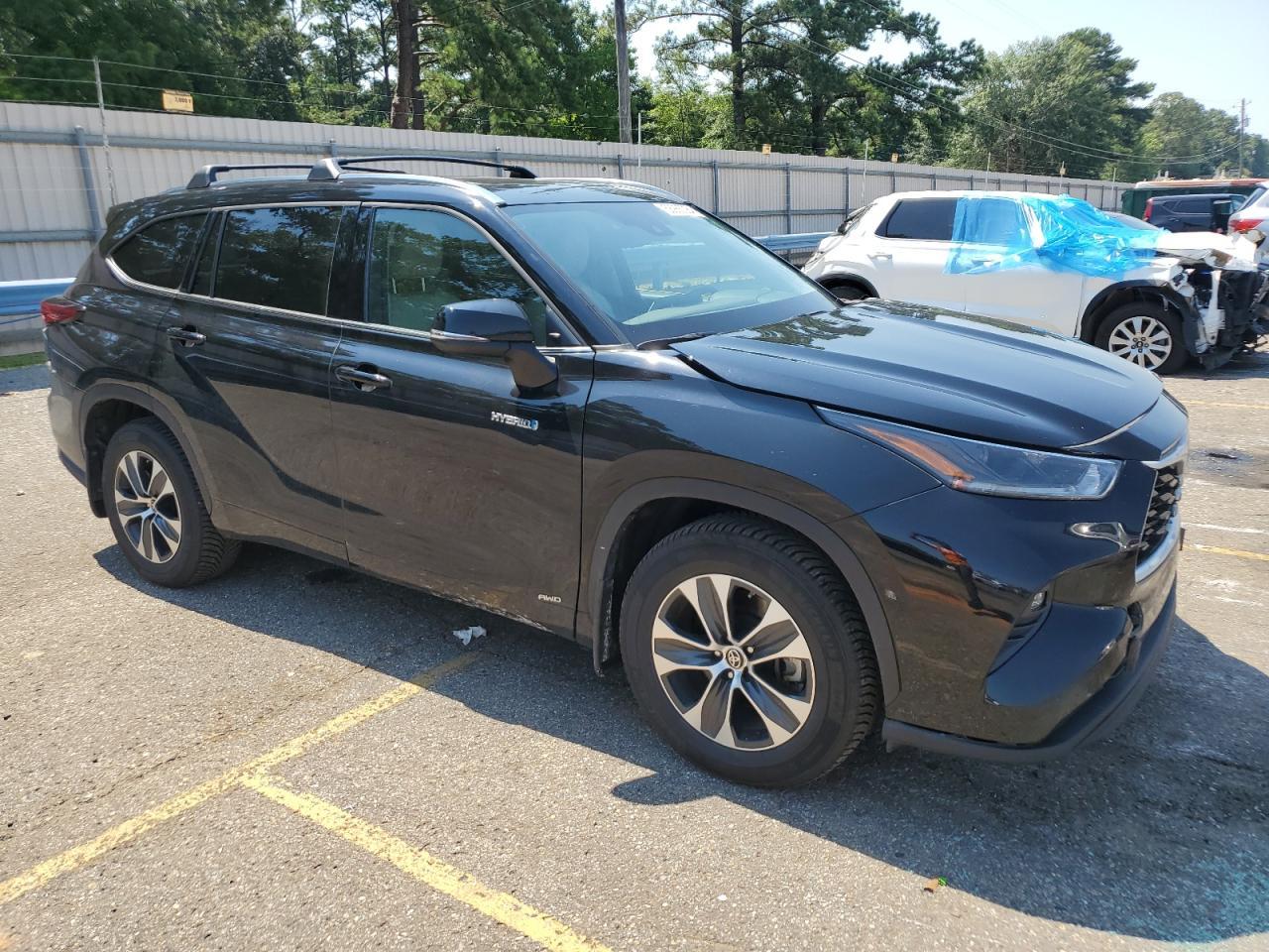 2021 Toyota Highlander Hybrid Xle - Image 4