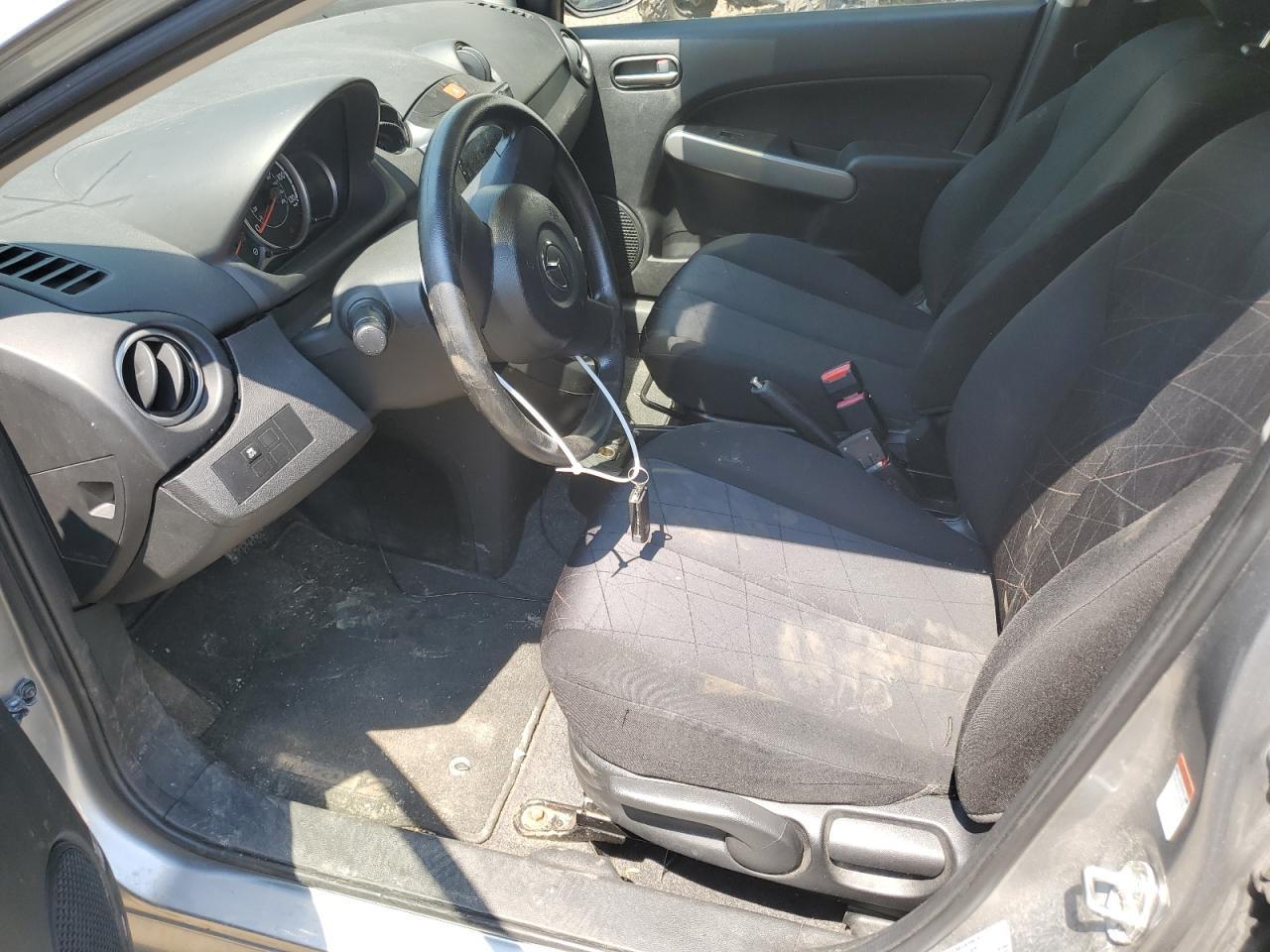 2011 Mazda Mazda2 - Фото 7