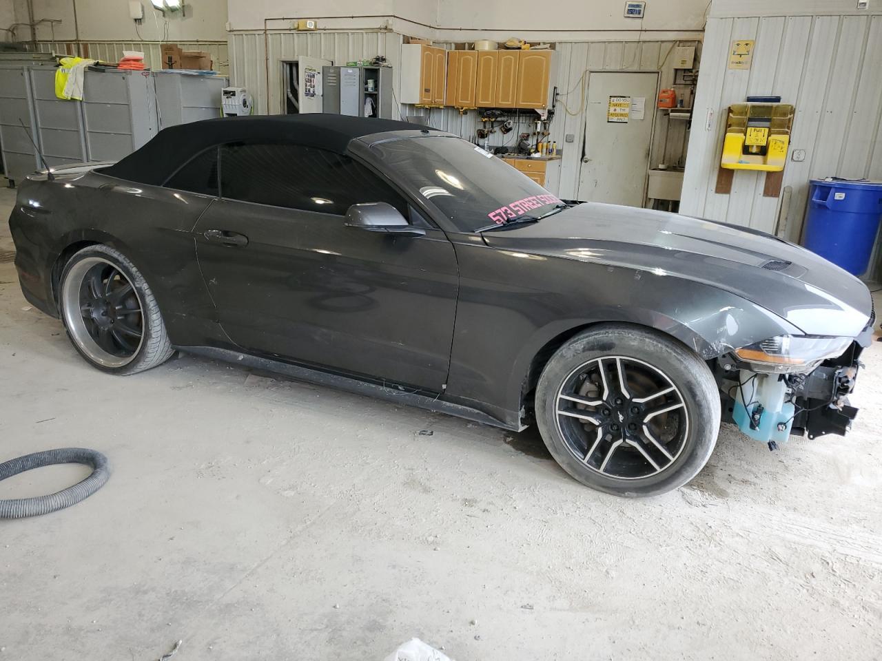 2020 Ford Mustang - Фото 4