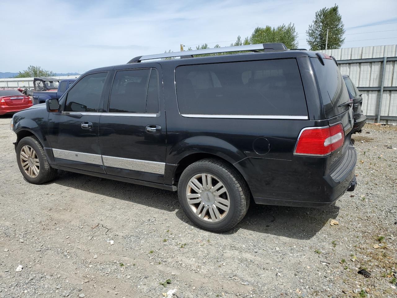 2013 Lincoln Navigator L - Фото 2