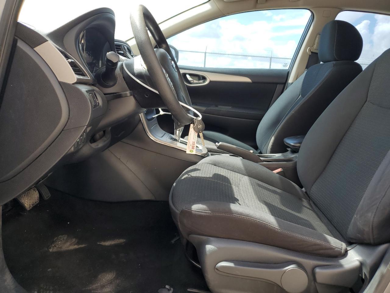 2015 Nissan Sentra S - Фото 7