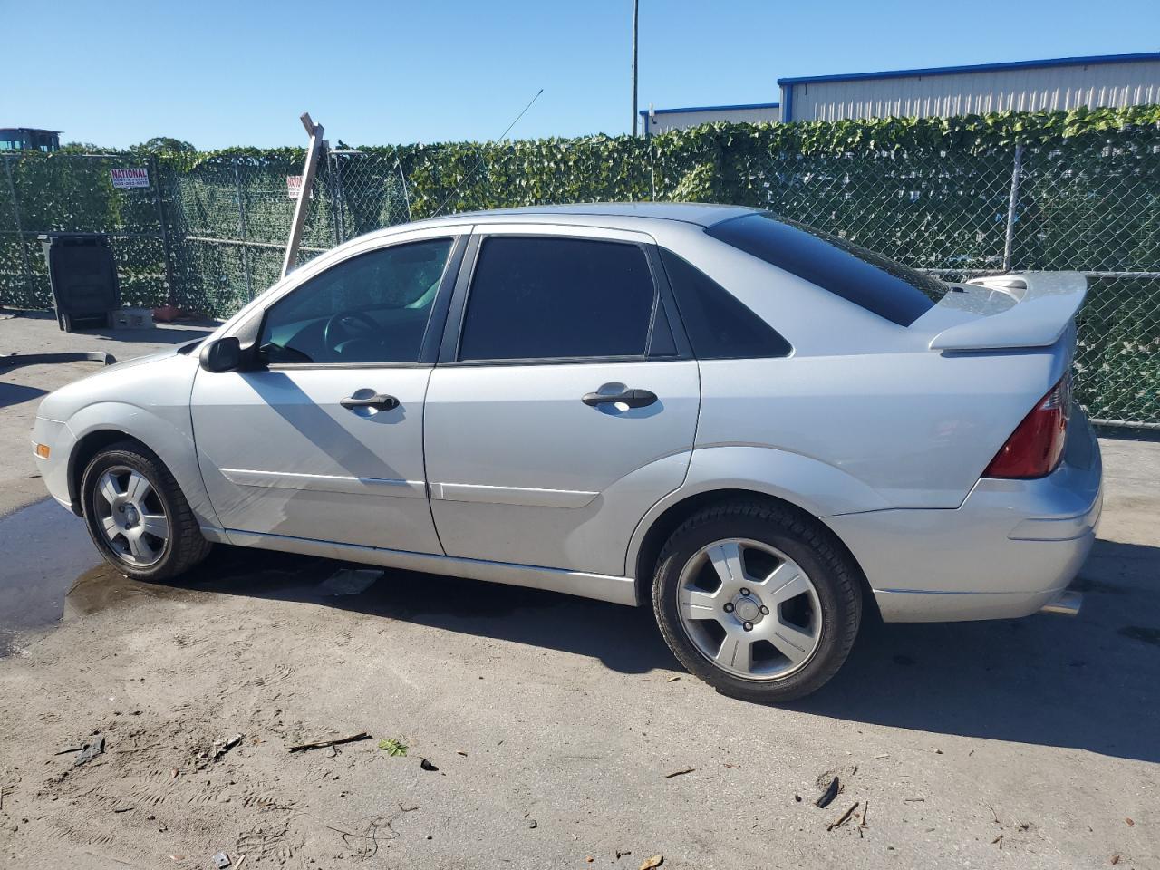 2006 Ford Focus Zx4 - Фото 2