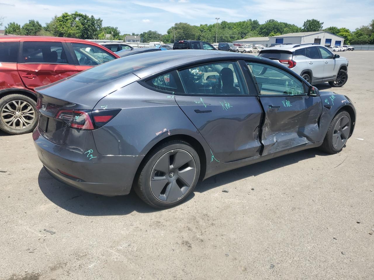 2023 Tesla Model 3 - Фото 3