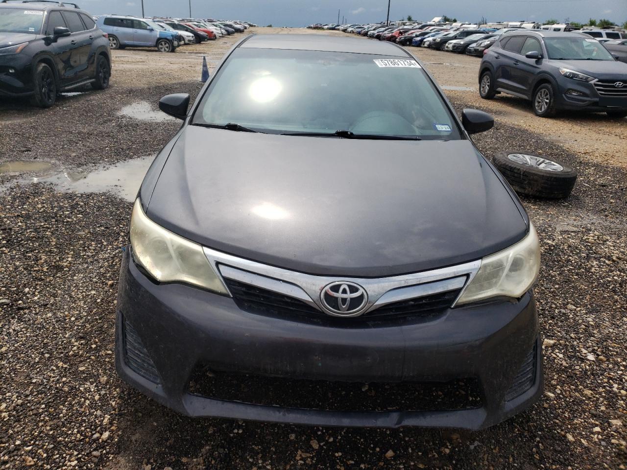 2012 Toyota Camry Base - Фото 5