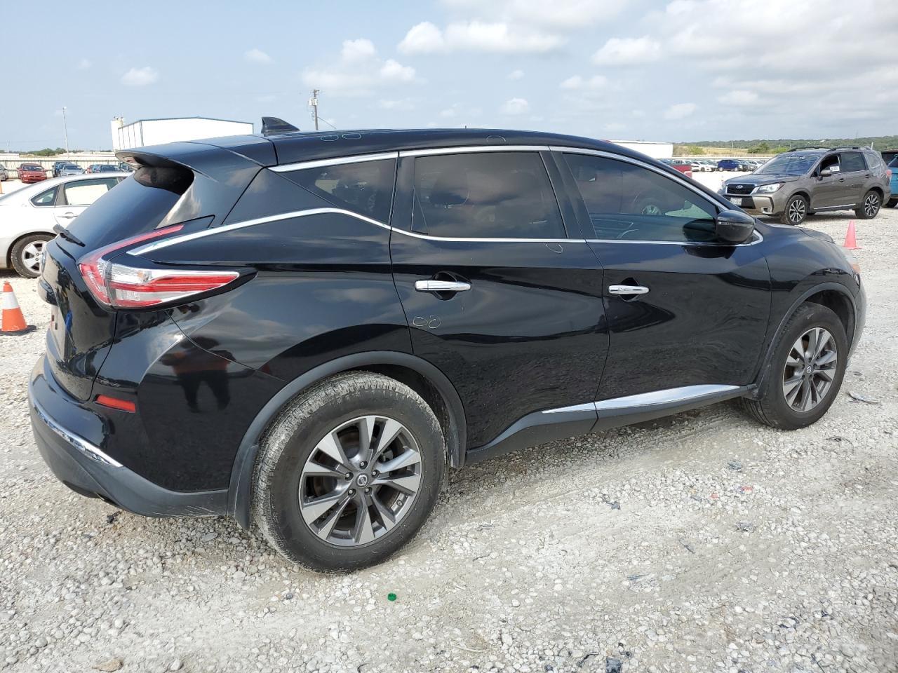 2017 Nissan Murano S - Image 3