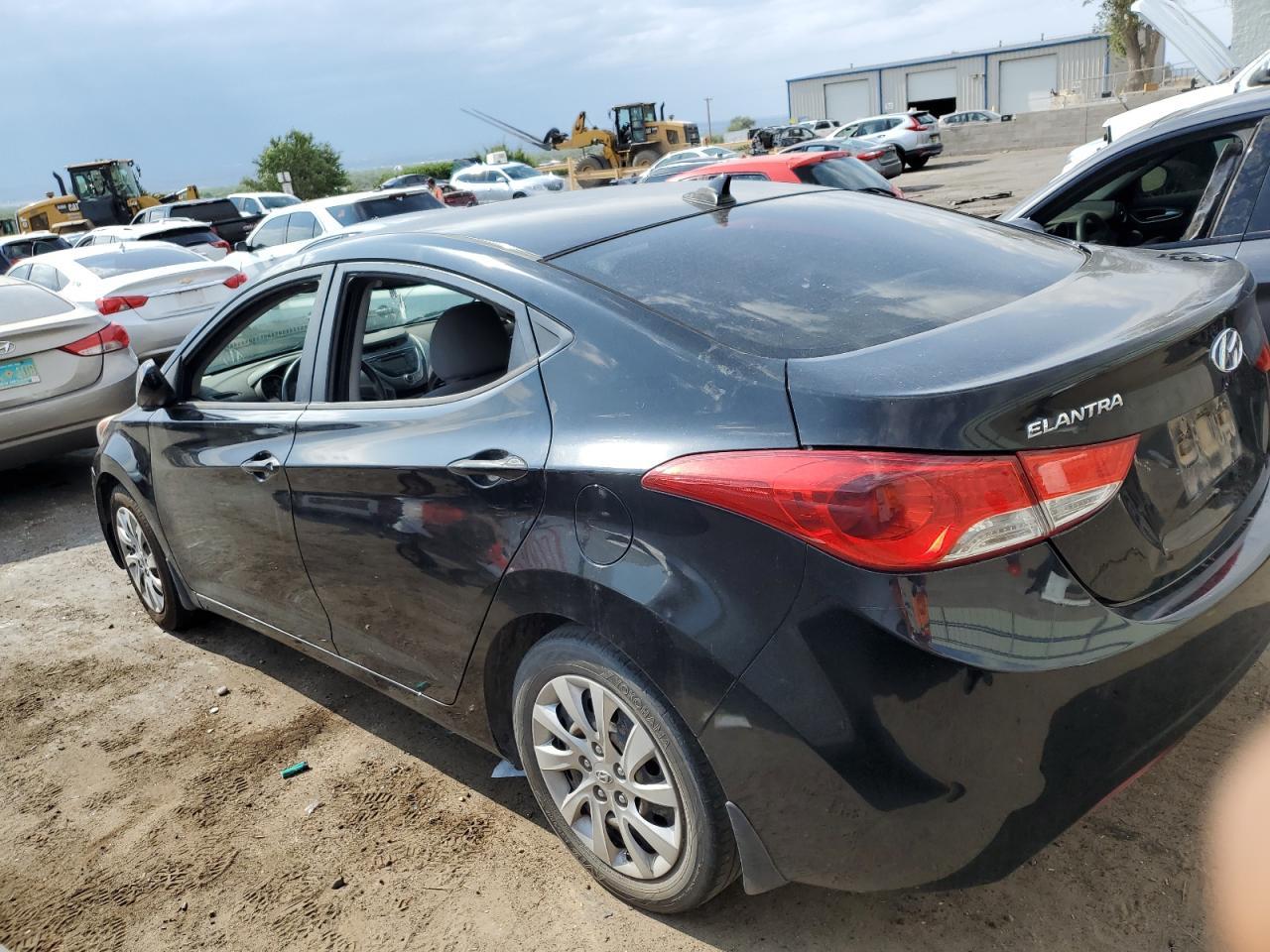 2013 Hyundai Elantra Gls - Фото 2