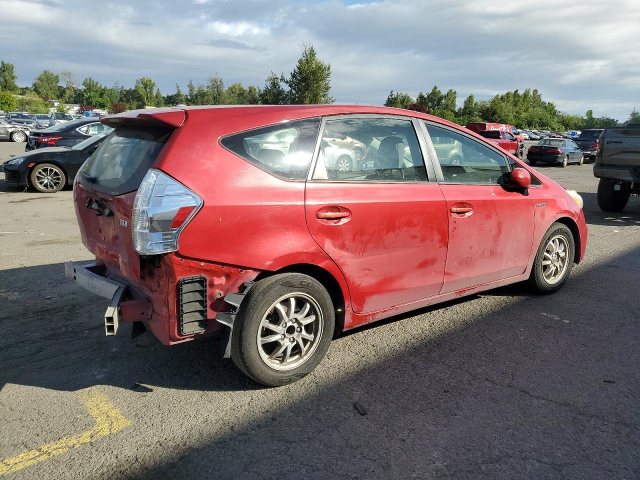 2013 Toyota Prius V - Фото 3