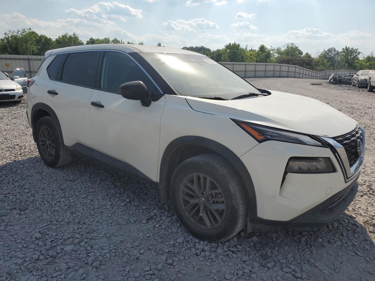 2021 Nissan Rogue S - Фото 4