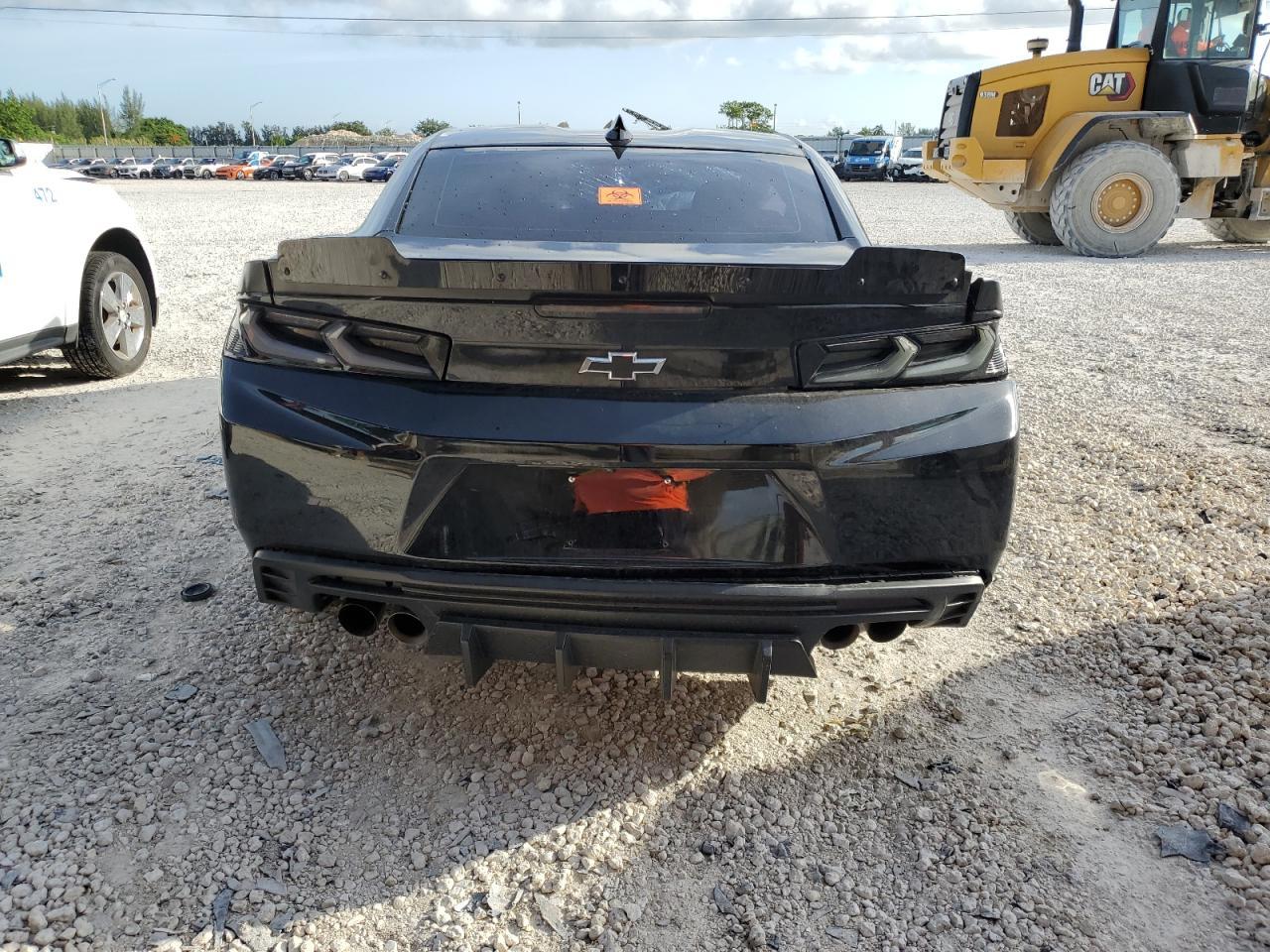 2017 Chevrolet Camaro Ss - Image 6