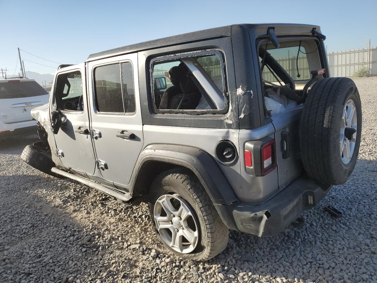 2020 Jeep Wrangler Unlimited Sport - Фото 2