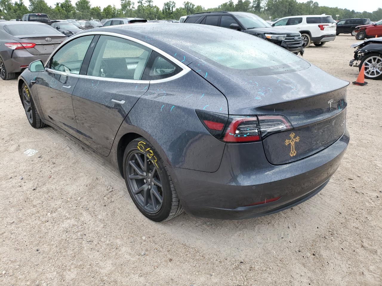 2018 Tesla Model 3 - Фото 2
