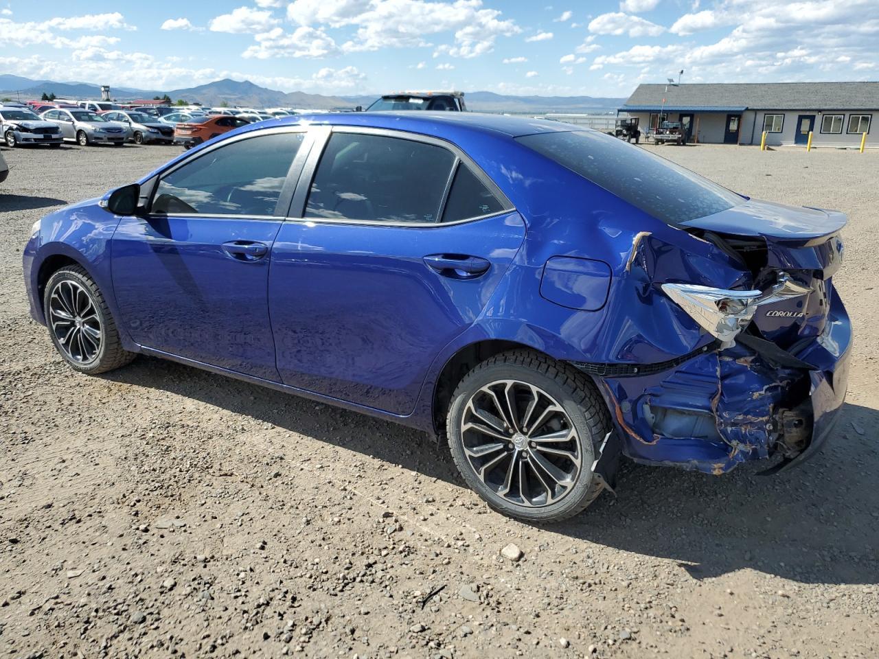 2014 Toyota Corolla L - Фото 2