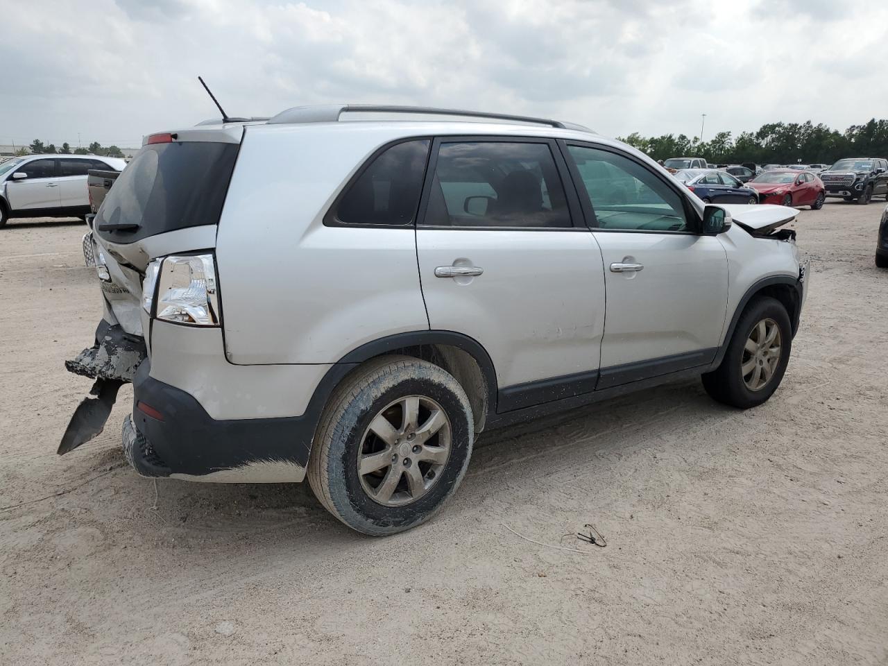 2011 Kia Sorento Base - Image 3