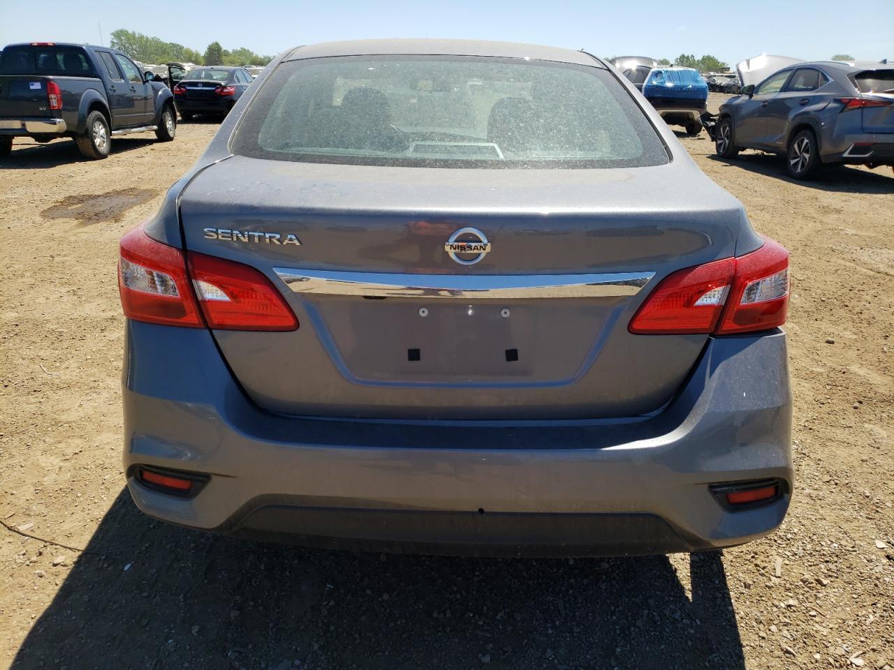 2019 Nissan Sentra S - Фото 6
