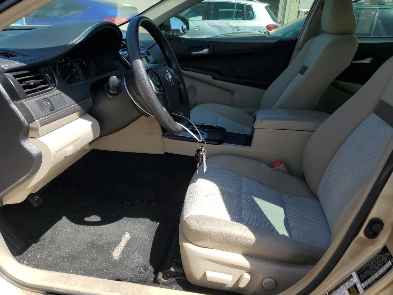 2012 Toyota Camry Base - Фото 7