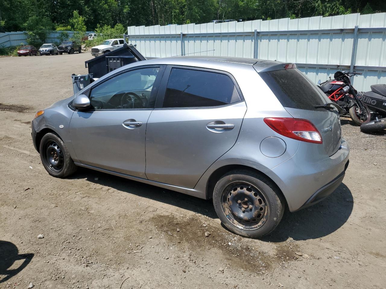 2011 Mazda Mazda2 - Фото 2