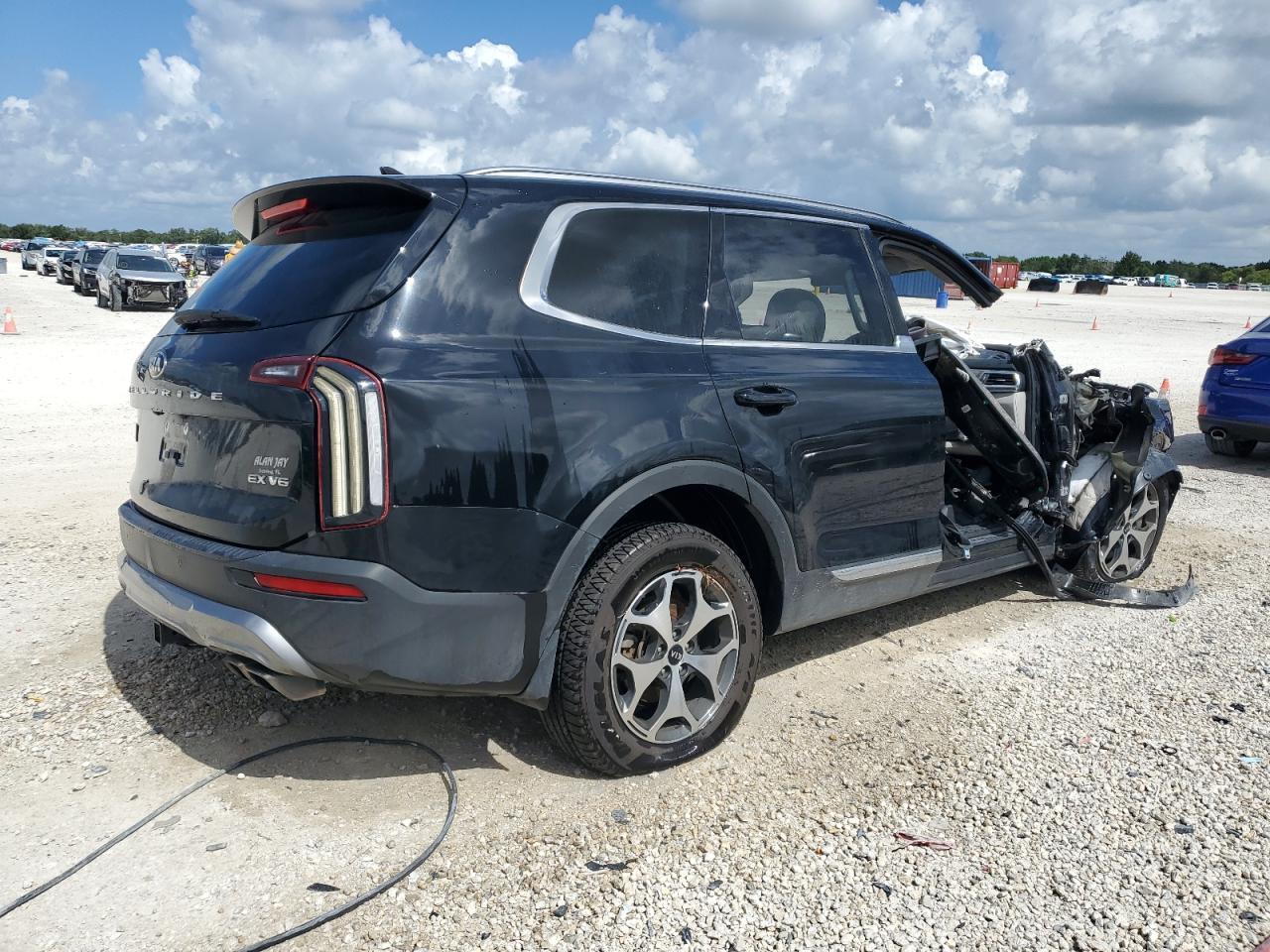 2021 Kia Telluride Ex - Image 3