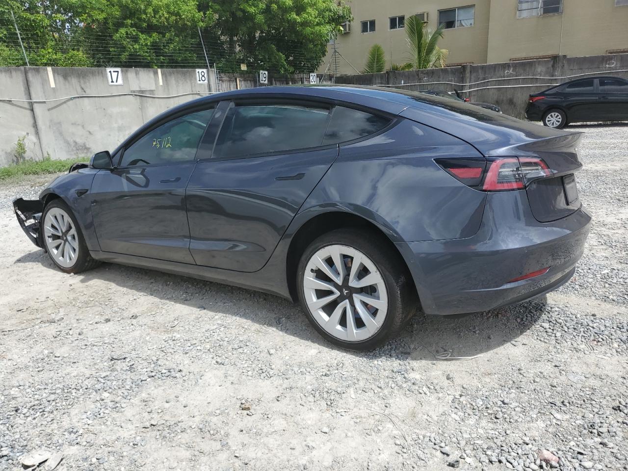 2022 Tesla Model 3 - Image 2