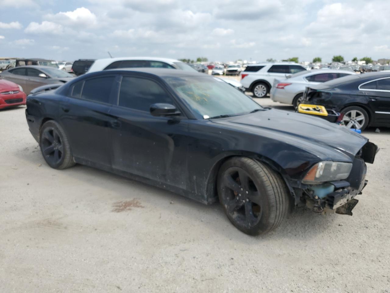 2013 Dodge Charger Sxt - Image 4
