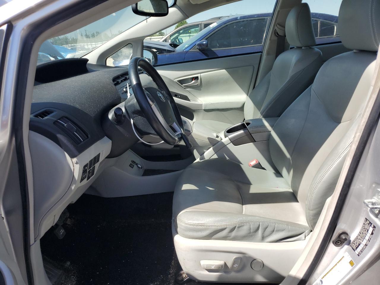 2012 Toyota Prius - Фото 7