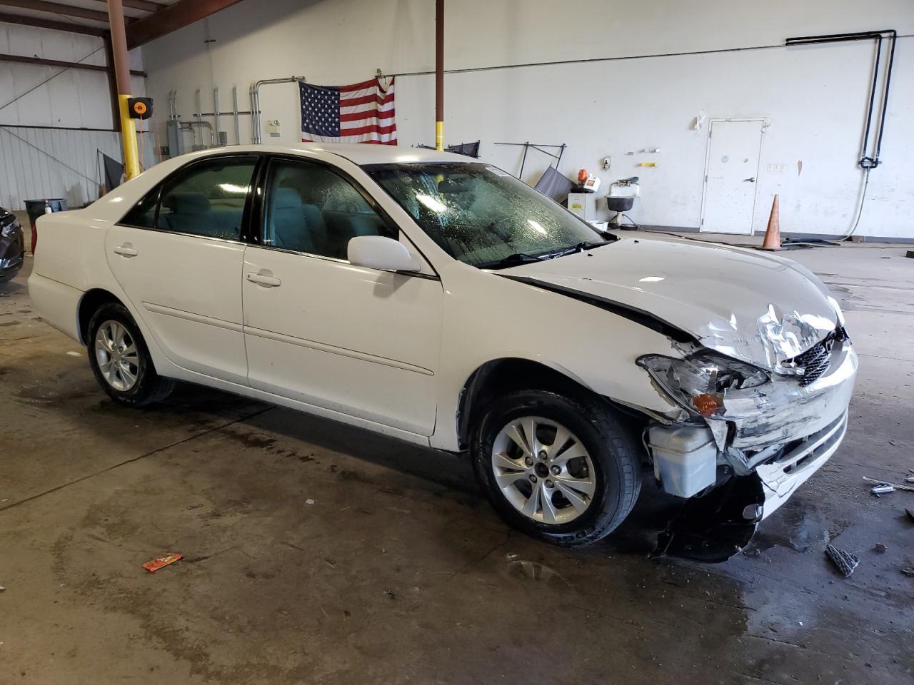2004 Toyota Camry Le V6 - Image 4