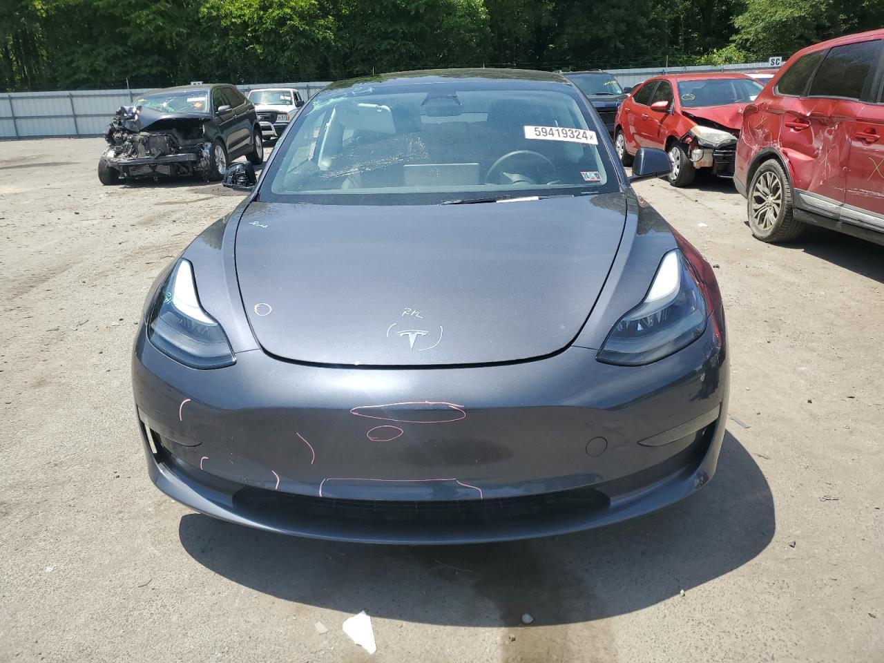 2023 Tesla Model 3 - Фото 5