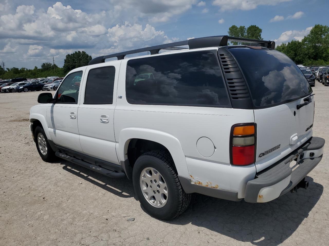 2005 Chevrolet Suburban K1500 - Фото 2