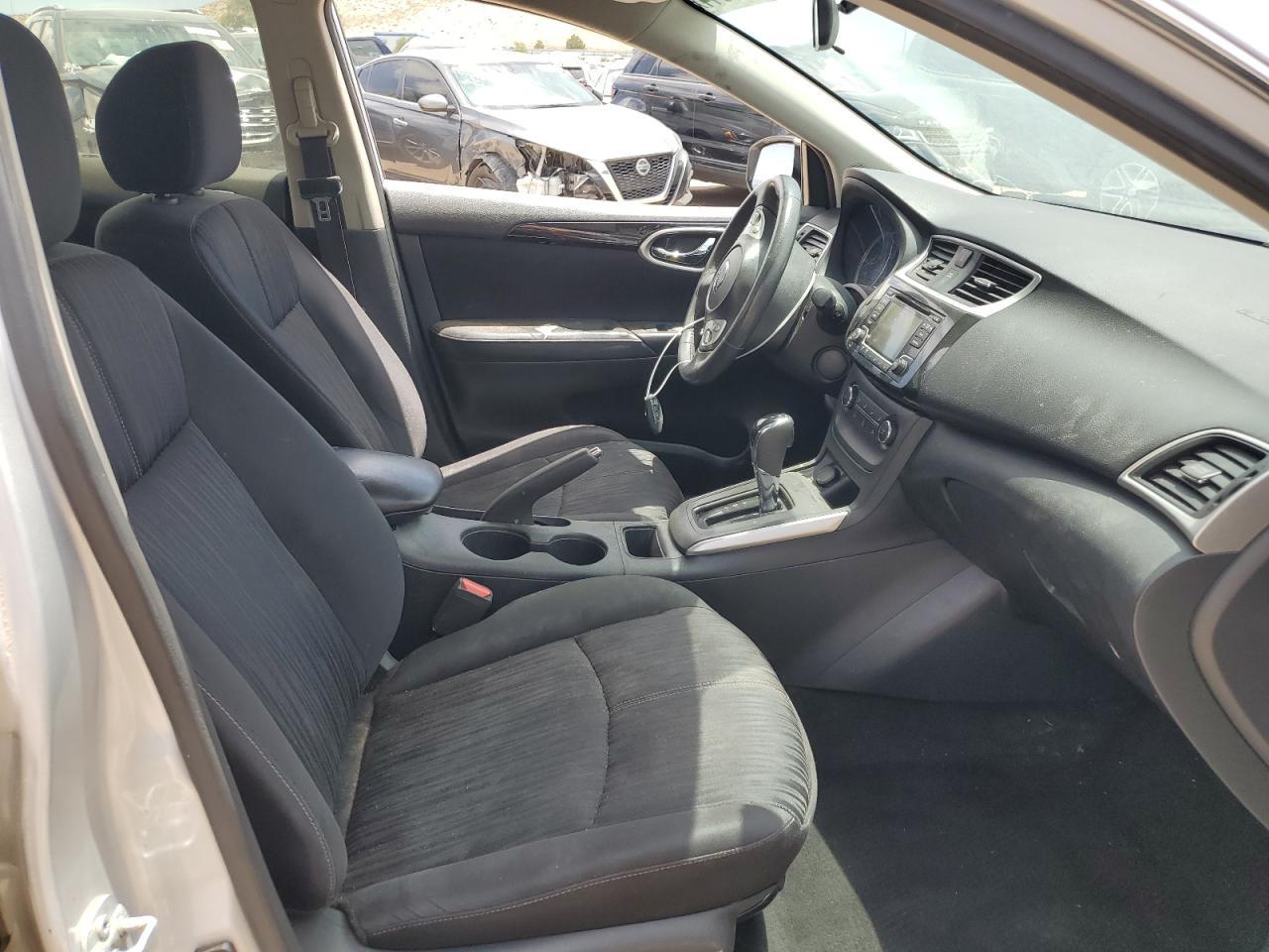 2016 Nissan Sentra S - Фото 5