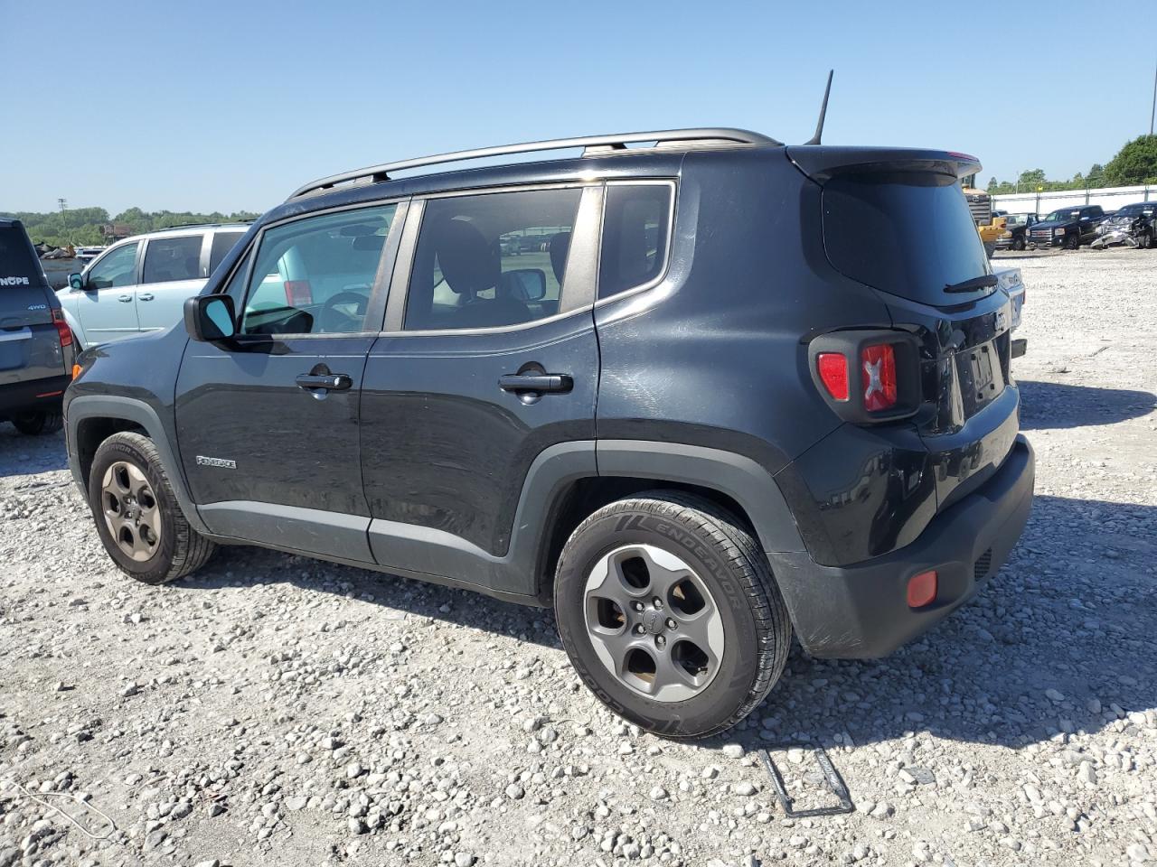 2017 Jeep Renegade Sport - Image 2