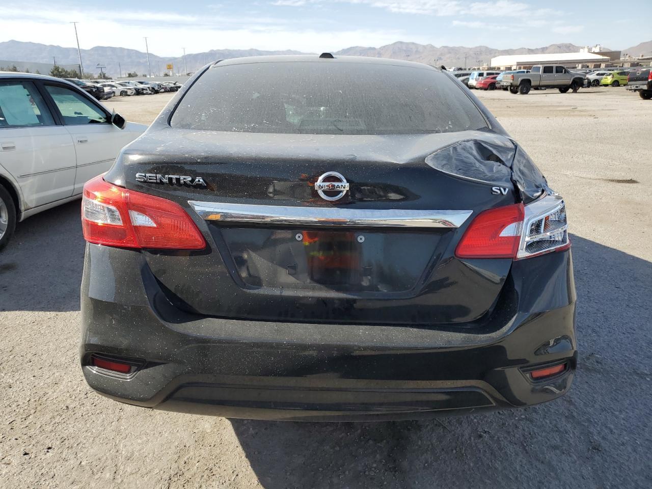 2018 Nissan Sentra S - Фото 6