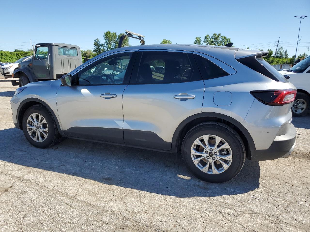 2023 Ford Escape Active - Фото 2