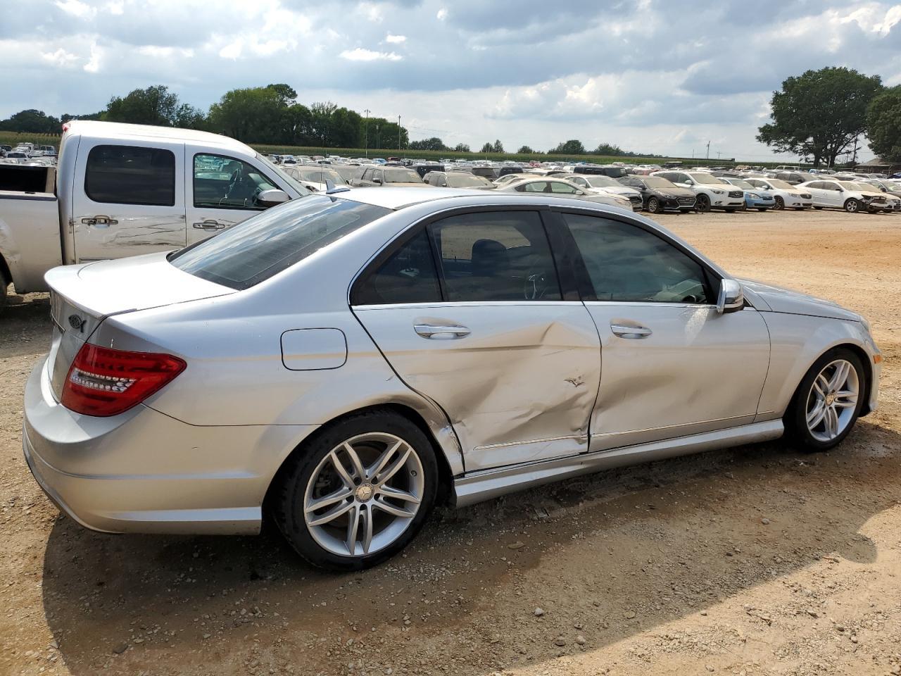 2013 Mercedes-Benz C 250 - Image 3