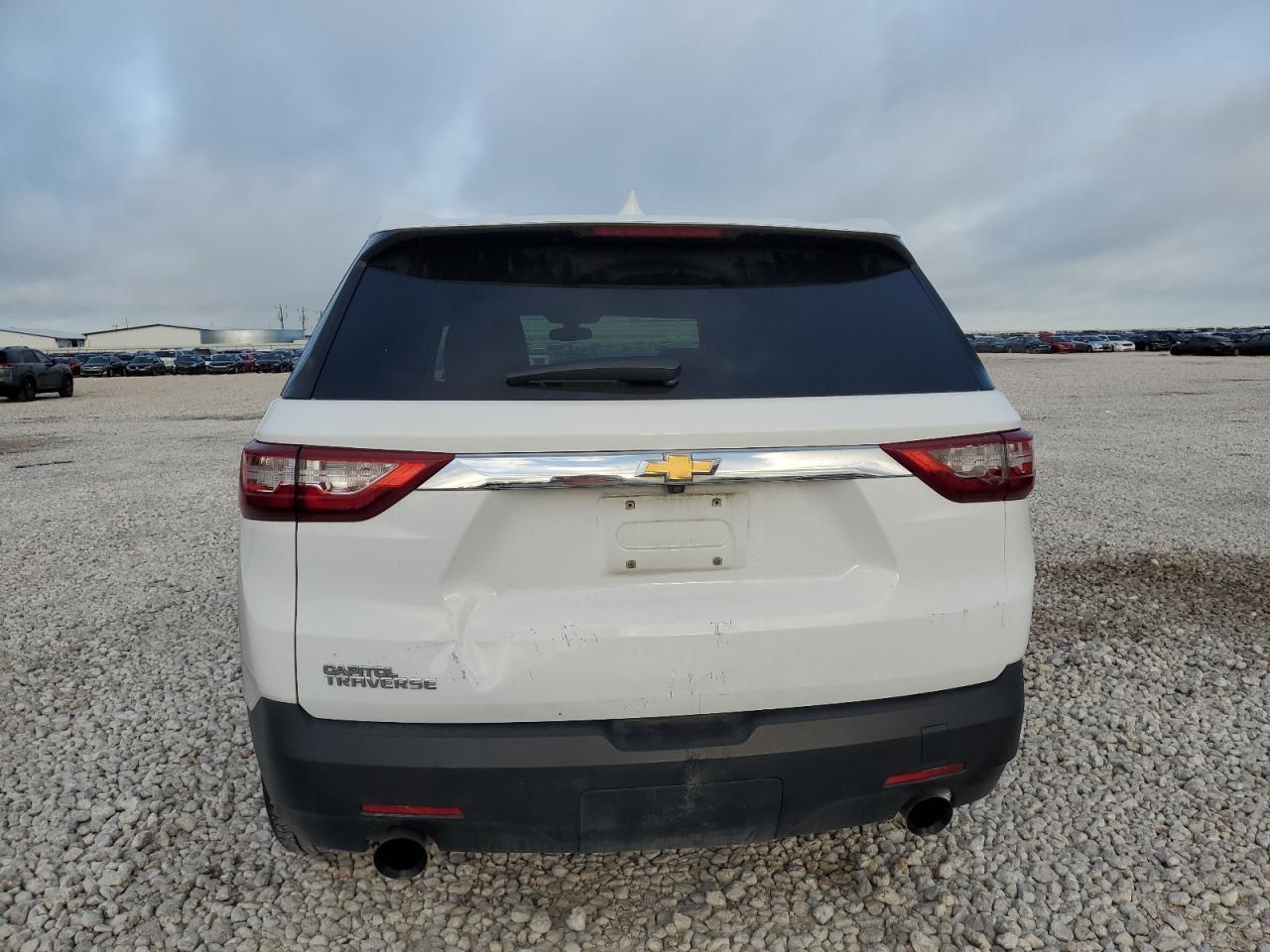 2020 Chevrolet Traverse Ls - Фото 6