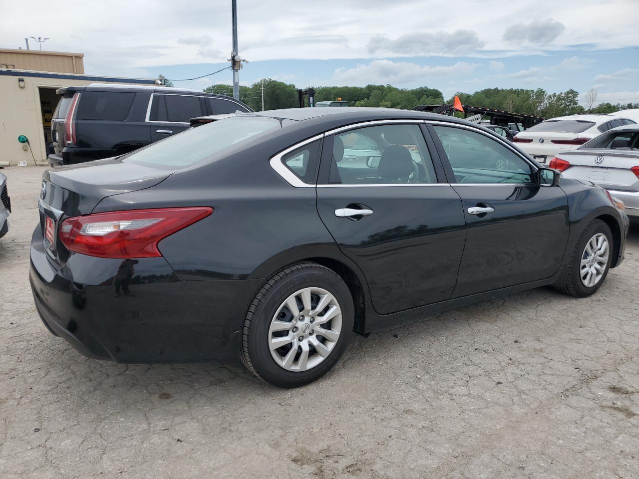 2018 Nissan Altima 2.5 - Фото 3