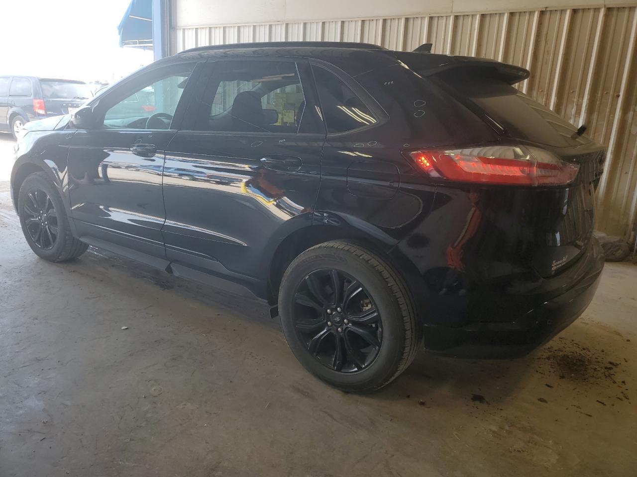 2022 Ford Edge Se - Фото 2