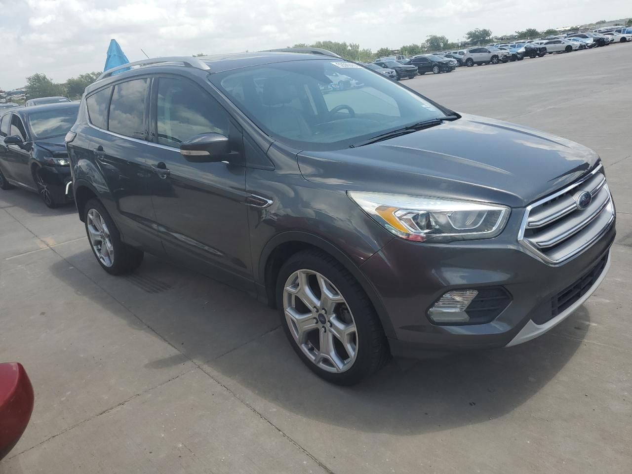 2017 Ford Escape Titanium - Image 4