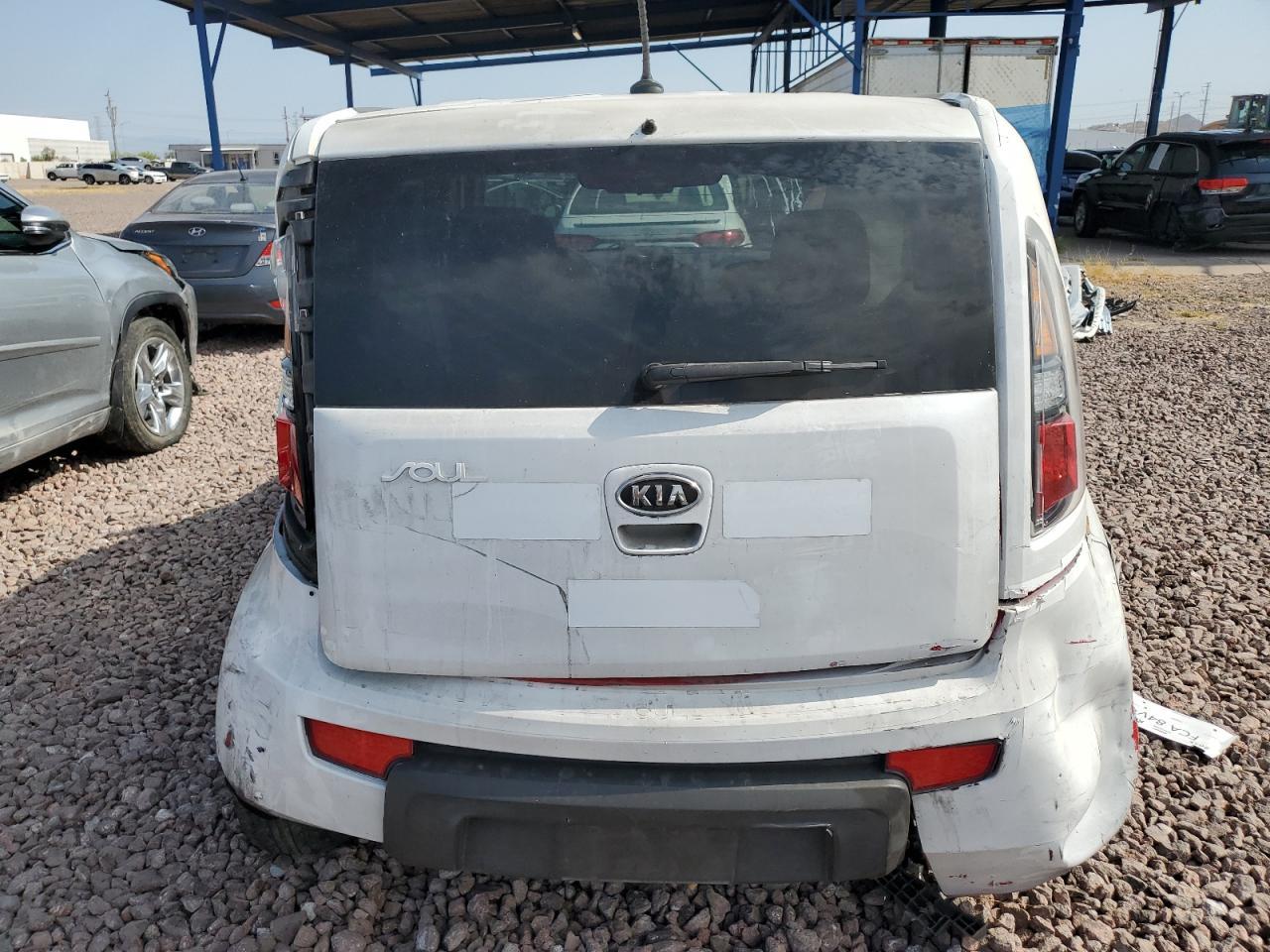 2011 Kia Soul + - Image 6