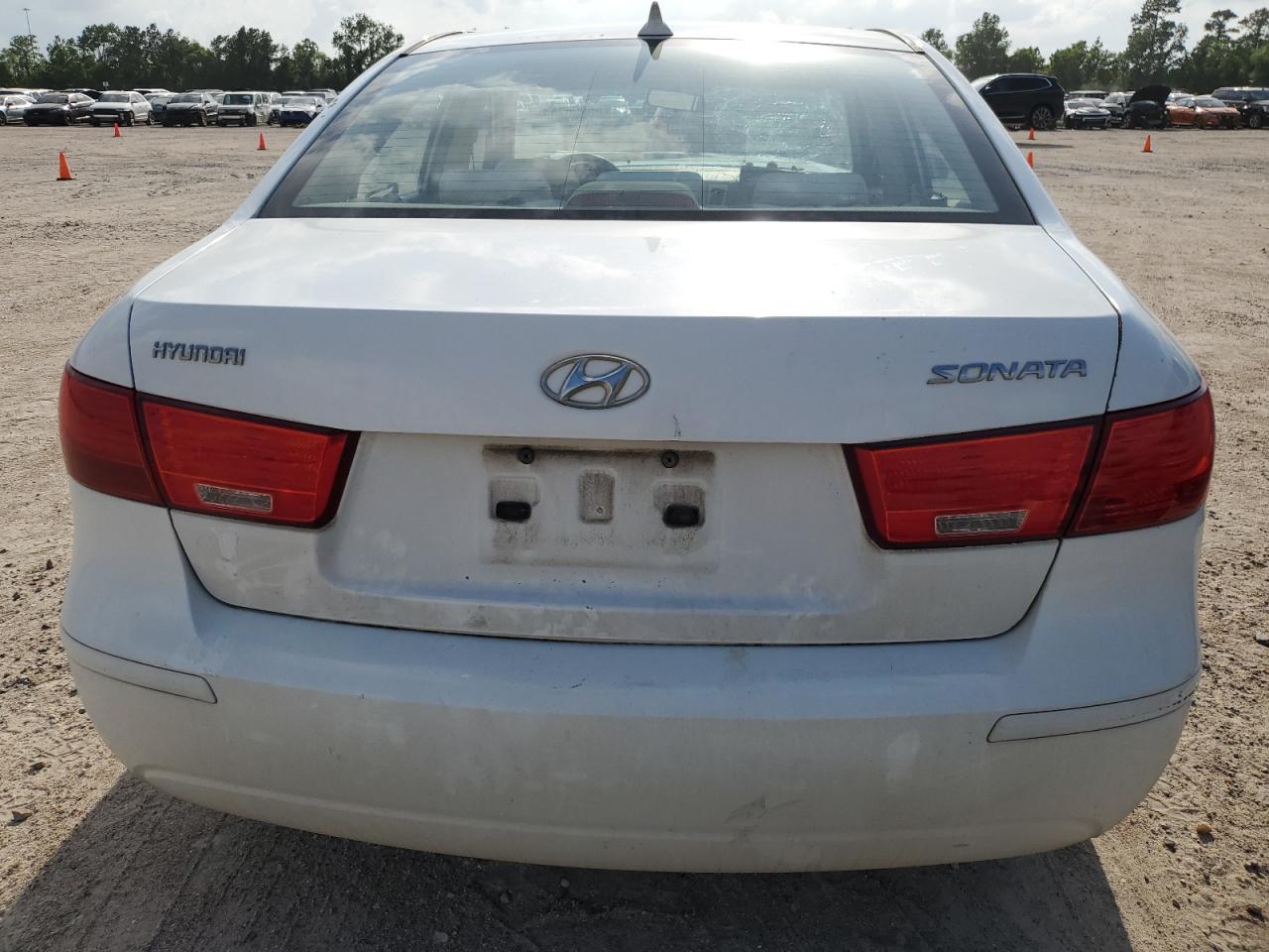 2010 Hyundai Sonata Gls - Image 6