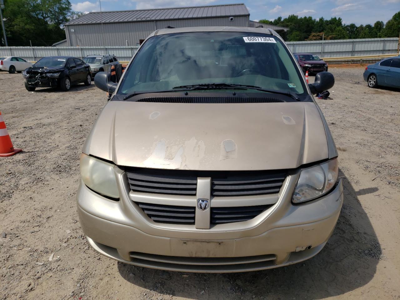 2005 Dodge Caravan Sxt - Image 5