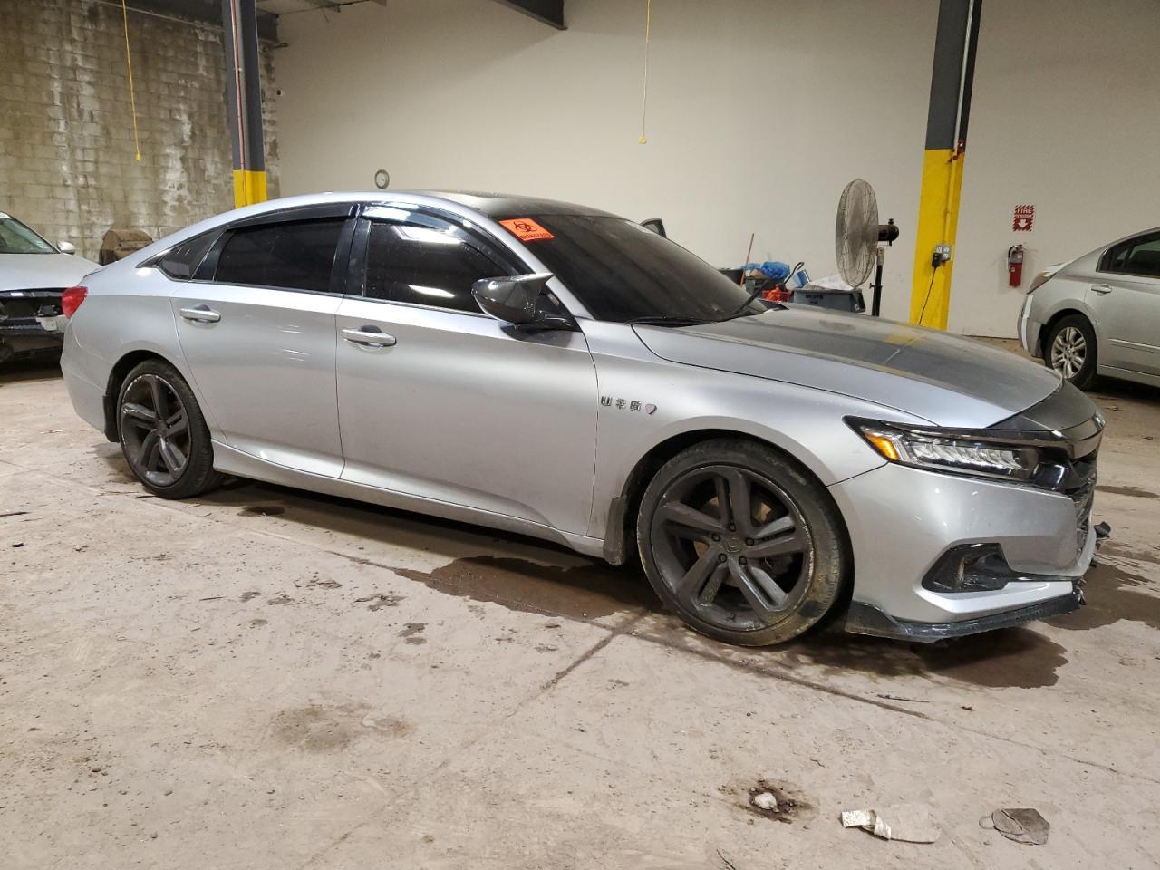 2021 Honda Accord Sport - Фото 4