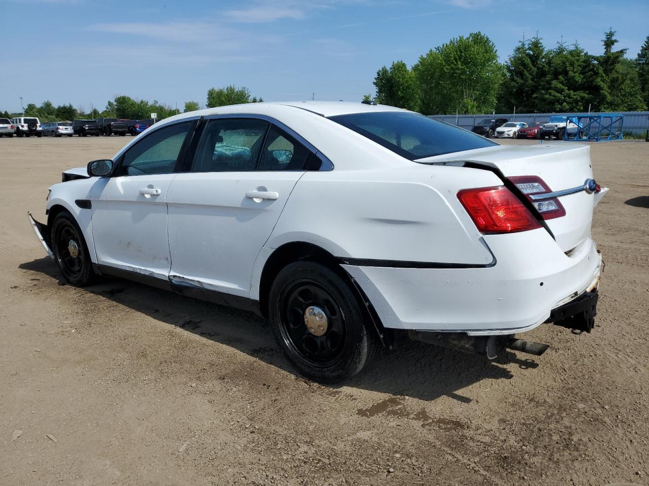 2015 Ford Taurus Police Interceptor - Фото 2
