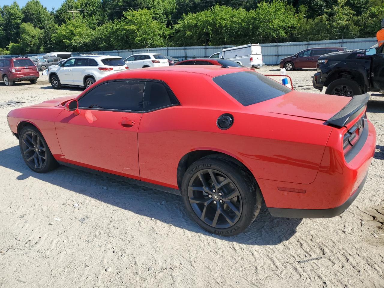 2022 Dodge Challenger Sxt - Image 2