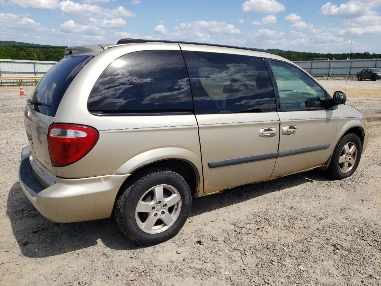 2005 Dodge Caravan Sxt - Image 3