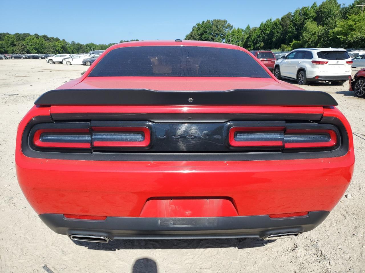 2022 Dodge Challenger Sxt - Image 6