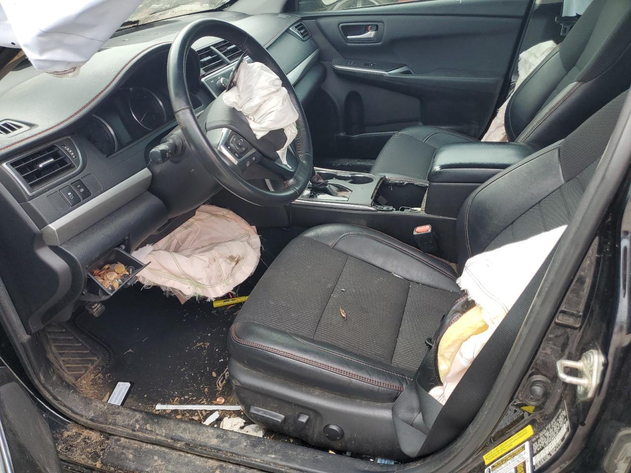 2017 Toyota Camry Le - Image 7