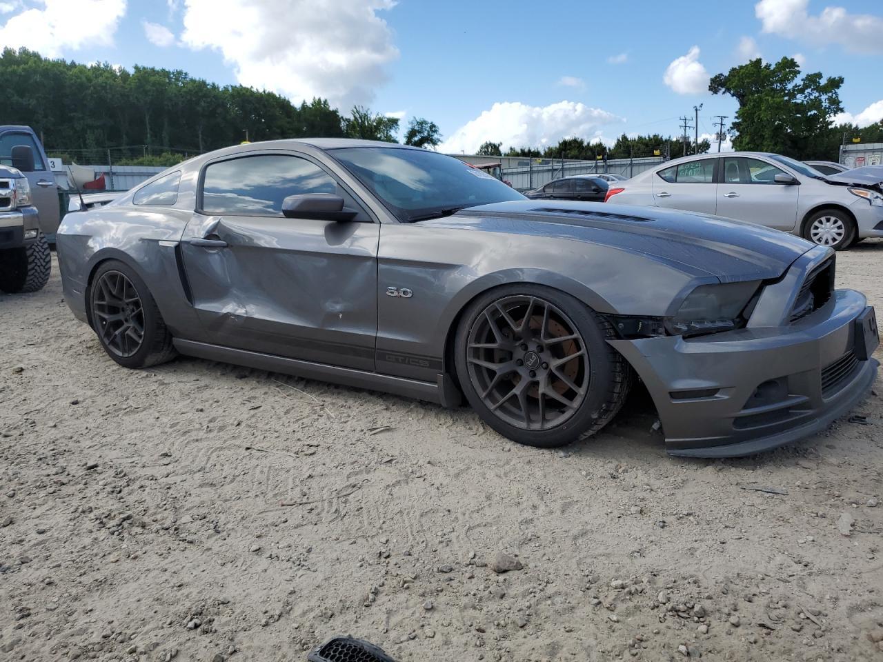 2013 Ford Mustang Gt - Фото 4